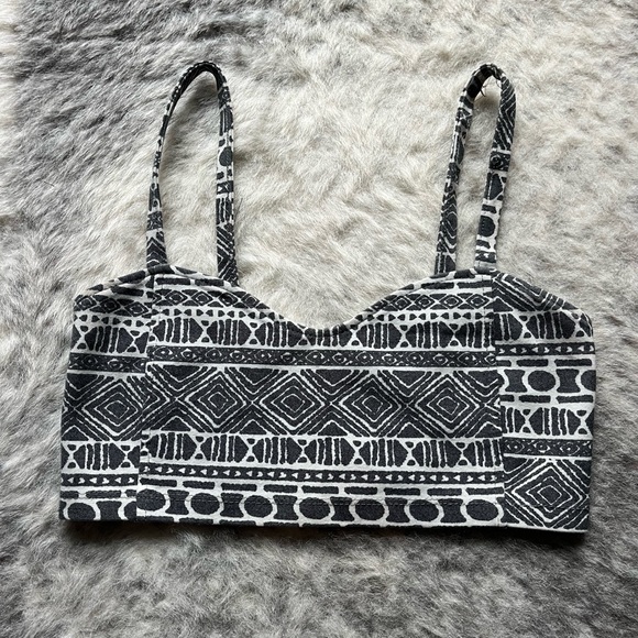 Brandy Melville Crop One Size - Picture 4 of 5